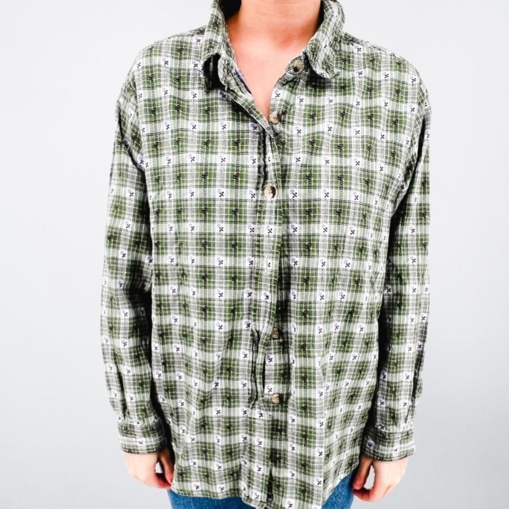 Basic Editions Plus Women 22W Green Plaid Floral Embroidered Button Down Shirt